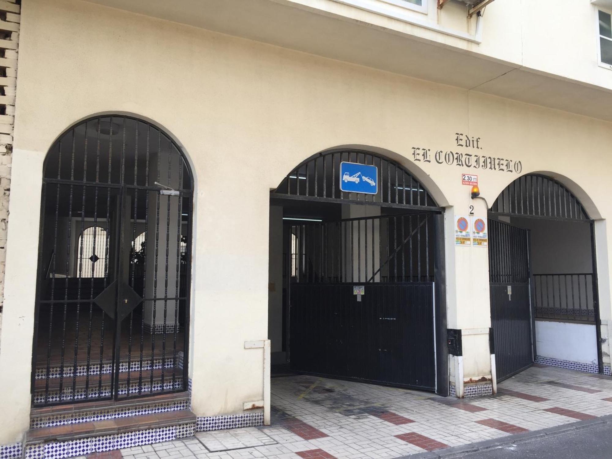 El Cortijuelo. Magnificent Triplex Terraced House With Rooftop Of 18M2, Overlooking The Sea. Parking Torremolinos Ngoại thất bức ảnh
